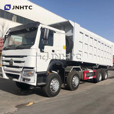 Nuovo modello della guida a destra delle ruote di Sinotruk Howo Benz White Dump Truck 50T 12