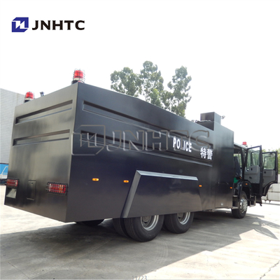 Il camion mobile di SINOTRUK ha montato il carico militare Van Truck Anti Riot Vehicle a prova di proiettile