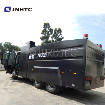 Il camion mobile di SINOTRUK ha montato il carico militare Van Truck Anti Riot Vehicle a prova di proiettile