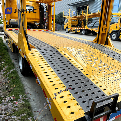 Tonnellata commerciale di bassa potenza del trasportatore 5-8 del trasportatore del veicolo dei camion di HOWO 4x2