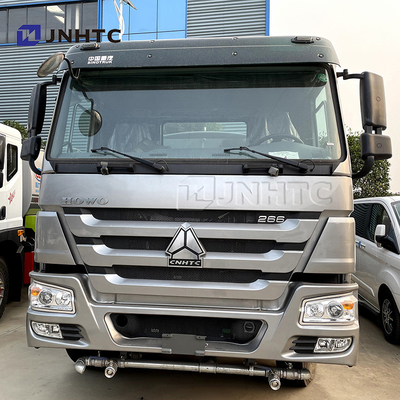 Camion dello spruzzatore dell'acqua del camion di serbatoio di acqua di tonnellata 8-12cbm di Howo 4x2 15