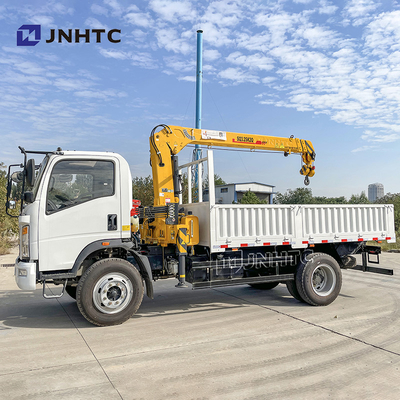 6 tonnellate di gru camion 4x2 6 ruote camion con braccio retto gru HOWO leggero 3-8 tonnellate camion merci