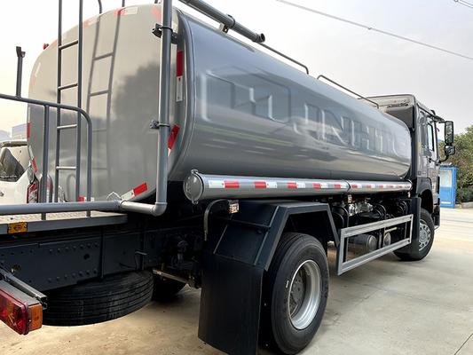 Il camion 6x4 10 dello spruzzo d'acqua di Sinotruk spinge il camion dello spruzzatore dell'acqua 15000L