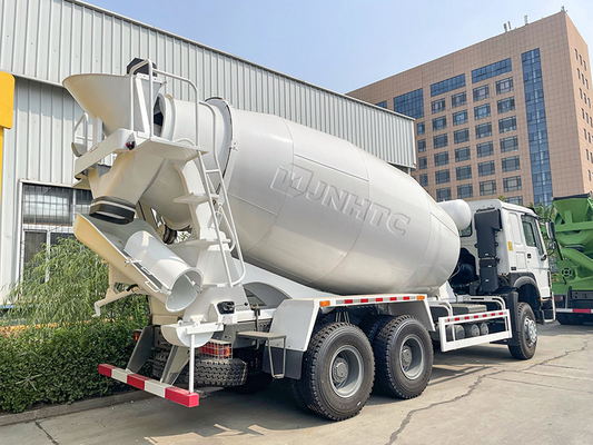 10 camion della macchina del miscelatore di cemento di Sinotruk 10m3 delle ruote