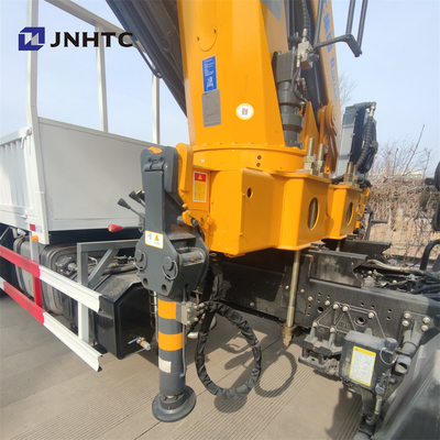 Shacman 8x4 F3000 12 tonnellate di camion ha montato la ruota diritta del braccio 12 della gru 4