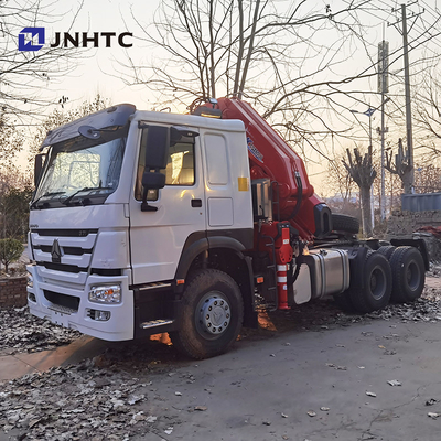 ruote di 371hp 8 Ton Telescopic Crane Truck Sinotruk HOWO 6x4 40t 10