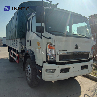 Soldato militare Transport With Seats del camion 4X4 6X6 8X8 di SINOTRUK HOWO