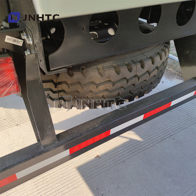 Soldato militare Transport With Seats del camion 4X4 6X6 8X8 di SINOTRUK HOWO