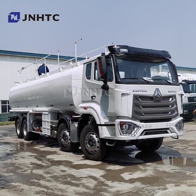 Howo NX Water Trnasporting Truck 8X4 380HP 12 ruote dalla Cina