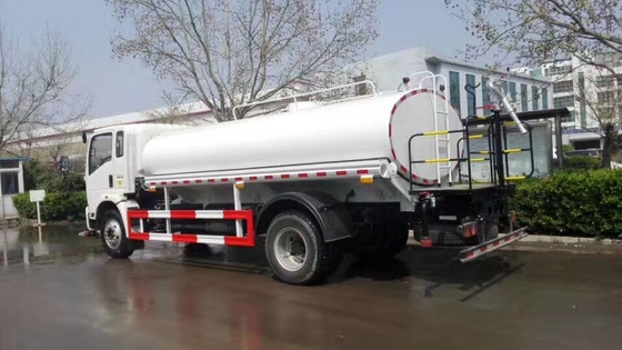 Emissione dell'euro 3 del camion di serbatoio di acqua del modello 8000L della luce di Sinotruk 4x2
